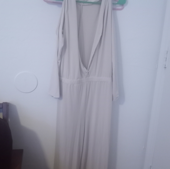 Jumpsuits - Picture 6 of 6